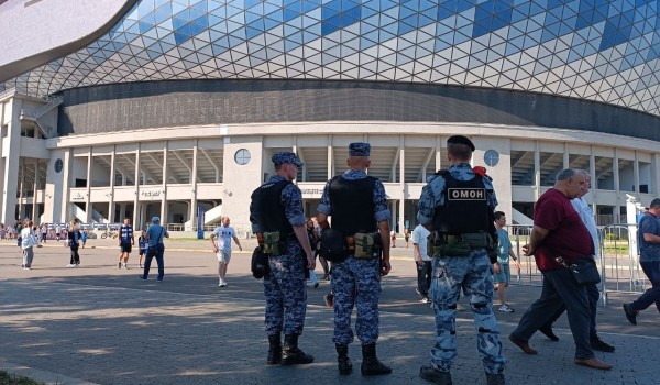 Росгвардейцы обеспечили безопасность на футбольном матче «Динамо» — «Локомотив» в городе