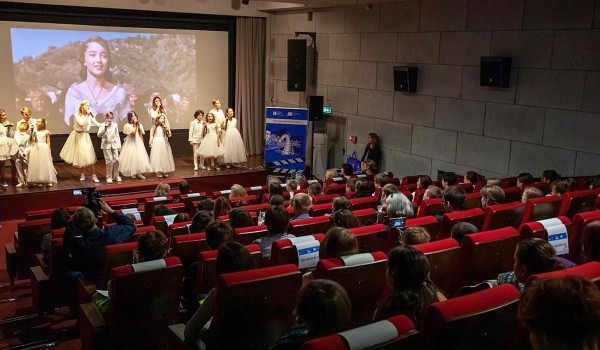 Горожане выберут фильмы для нового сезона проекта «Московское кино в школе»