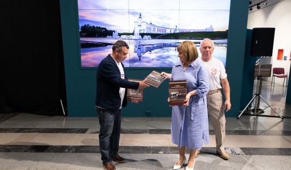 Торжественная церемония передачи книг «Геноцид белорусского народа» состоялась в Музее Победы