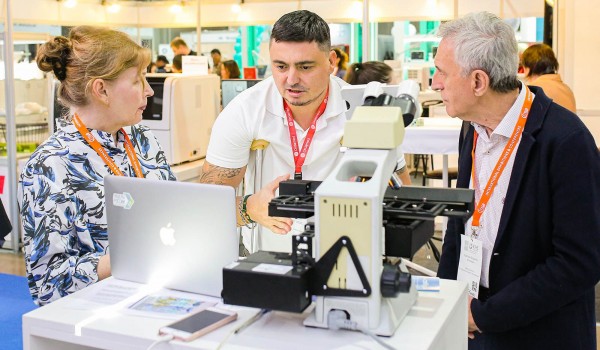 Объем экспортных контрактов медицинских компаний Москвы с господдержкой вырос в 1,5 раза