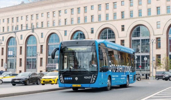 Дептранс запустил фотоконкурс с электробусами в новом дизайне