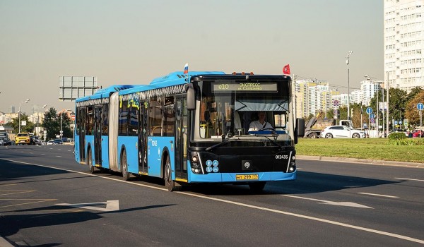 Автобусы Е10 стали ходить до станции метро «Саларьево»