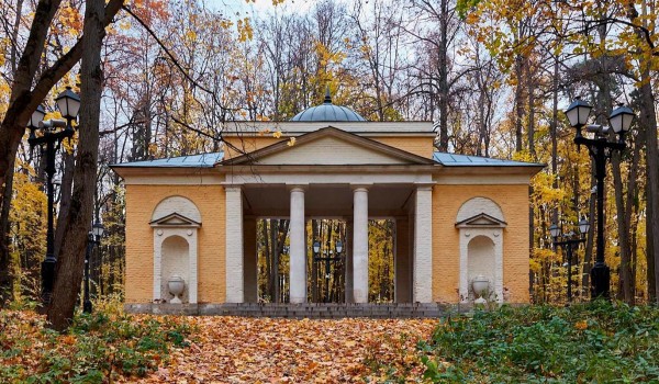 Горожанам рассказали, где загадать желание и представить себе парк XVIII века