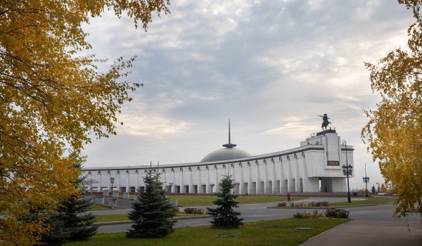 Музей Победы снизил стоимость входных билетов в вечернее время в два раза