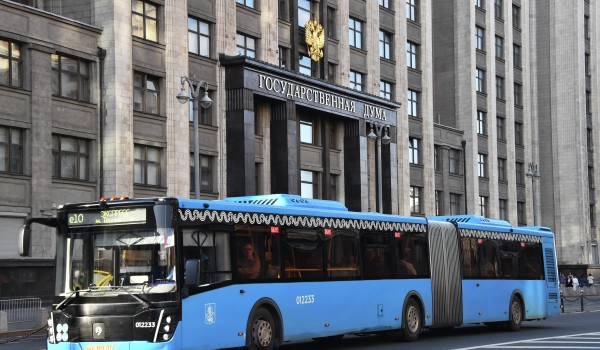 Порядка 10 маршрутов наземного городского транспорта изменятся в ноябре в столице