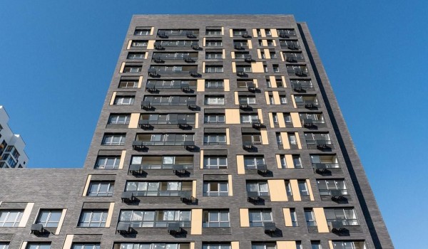 Москвичи приступили к осмотру квартир в новостройке по программе реновации на Бескудниковском бульваре