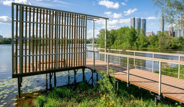 Прогулочные тропы обновили в парке «Москворецкий»