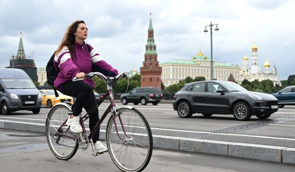 «Желтый» уровень опасности из-за сильного ветра объявлен в столичном регионе на среду