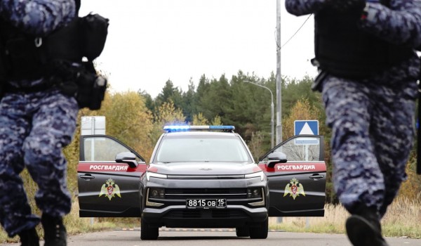 Более 16 тыс. выездов по сигналу «тревога» совершили столичные росгвардейцы в мае