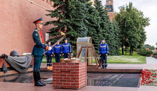 Профилактику Вечного огня в Александровском саду проведут в преддверии Дня памяти и скорби