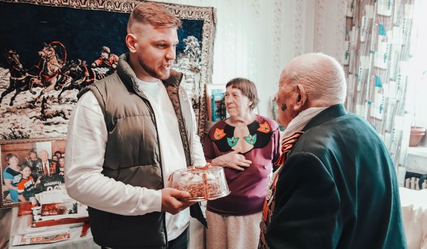 Столичная молодежь навестит участников Парада Победы