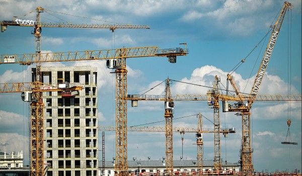 Инвесторы возведут и реконструируют свыше 330 тыс. кв. м коммерческой недвижимости внутри ТТК при поддержке города