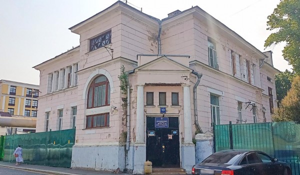 Инвесторы смогут приобрести особняк С.К. Тронше в Хомутовском тупике