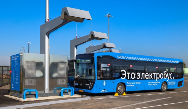 Почти 8 тыс. км проехал электробус-гармошка в Москве за месяц тестирования