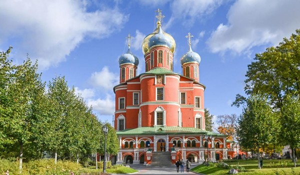 Фрагмент южной стены Донского монастыря с колумбарием приведут в порядок