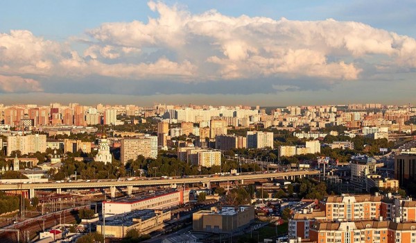 Столица выставила на торги участки под парковку и спортивные объекты