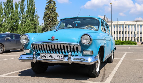 Фото с пресс-тура по открытой площадке автофестиваля «ПроДвижение» на ВДНХ