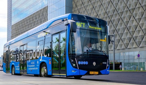 Собянин: В Москве запущен 220-й электробусный маршрут