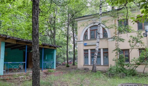 Инвестор приведет в порядок историческое здание со скульптурами слонов в Щукине