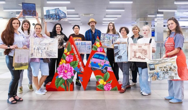 Выездная сессия художников проекта «Искусство в метро» прошла на автовокзале Северные Ворота