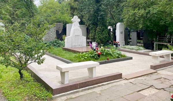 Московские реставраторы привели в порядок 252 исторических захоронения