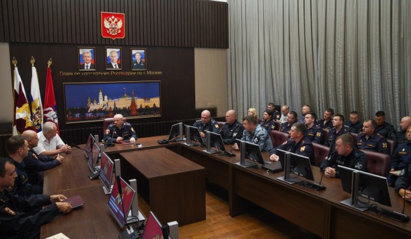 Круглый стол в честь Дня военно-политической работы прошел в столичном главке Росгвардии