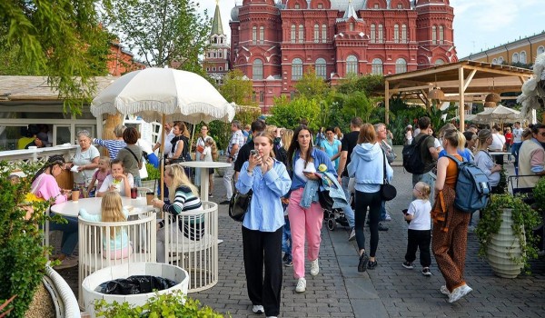 Гастрофестиваль организуют на Манежной площади ко Дню города