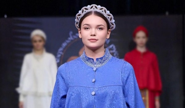 12 сентября — фестиваль русской культуры «Марфа» на Болотной площади