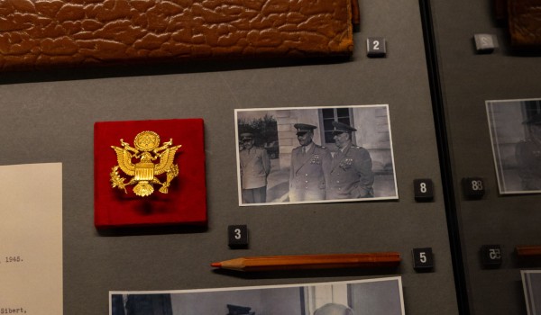 Уникальные реликвии представили к юбилею введения звания Маршала Советского Союза в Музее Победы