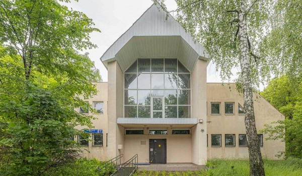 Город выставил на торги коммерческое здание в районе Северный