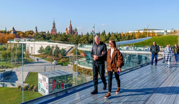 Каждый вложенный в туротрасль Москвы рубль приносит городу более 3 руб.