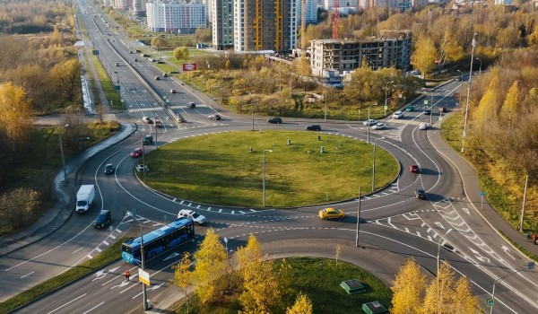 Еще пять турбокольцевых перекрестков обустроили с начала года в столице