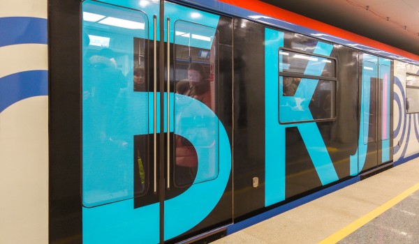 Уже 1 млрд поездок совершено на БКЛ метро с момента запуска движения