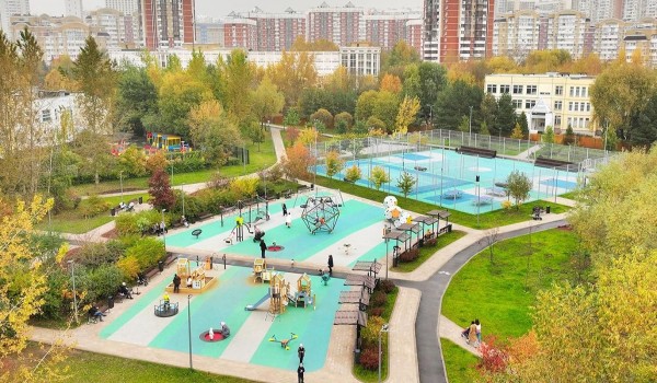 Собянин: В районе Куркино привели в порядок любимый горожанами парк «Дубрава»