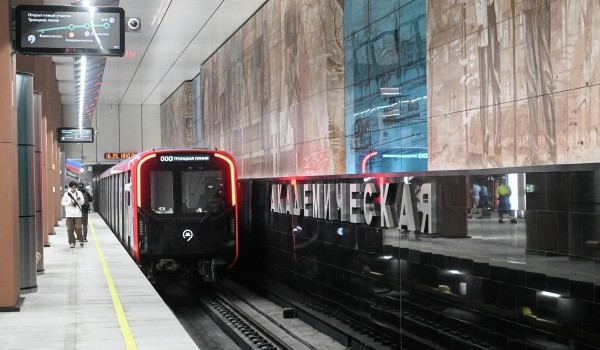 Пассажиропоток Троицкой линии метро вырос на 42% после открытия новых станций