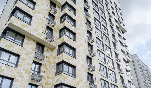 Около 150 горожан приступили к переселению в новостройку на Тайнинской улице по программе реновации