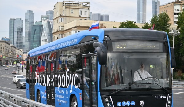 Число поездок на электробусах в Москве увеличилось на 20% с начала 2025 года