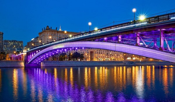 Уличное освещение и подсветку в Москве перевели на зимний режим работы