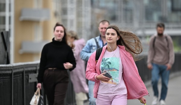 Спрос на проводные наушники увеличился в Москве на 25–30% за год