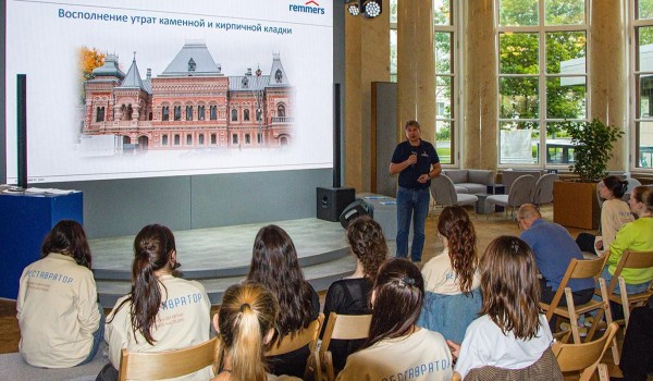 Горожанам рассказали, какие проекты НКО получают грантовую поддержку
