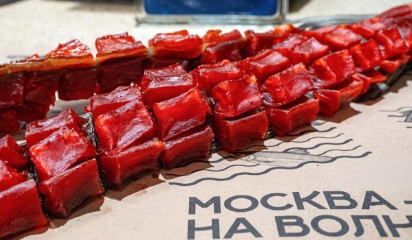 Сибирский деликатес юкола пользуется спросом у посетителей рынков «Москва — на волне»