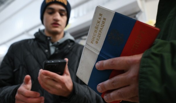 Ликсутов: Более тысячи нелегалов выявили благодаря проверкам на московском транспорте