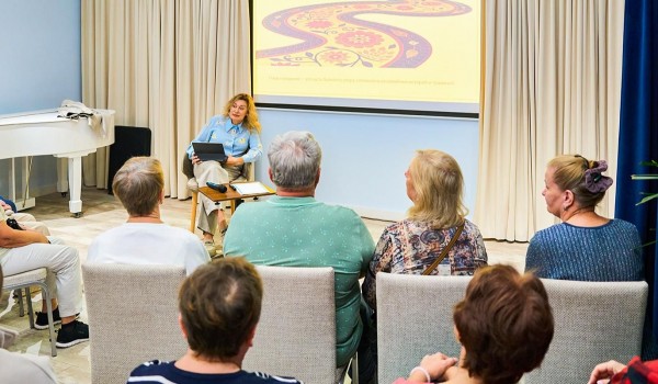 Курс по психологии открыт в центрах московского долголетия
