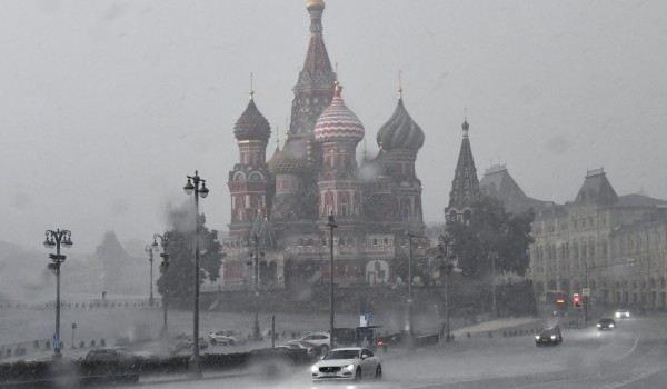 ЦОДД призвал водителей быть аккуратными за рулем из-за дождя