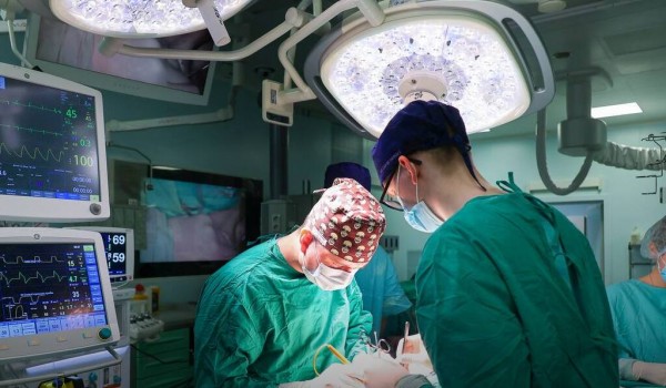 Собянин: В Москве заработали два новых центра для пациентов после трансплантации