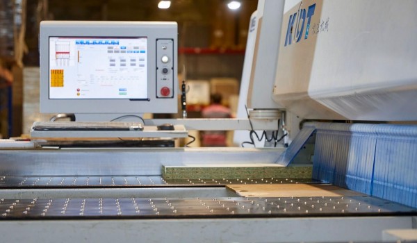 Новый мебельный завод в рамках МаИП открыли в столице