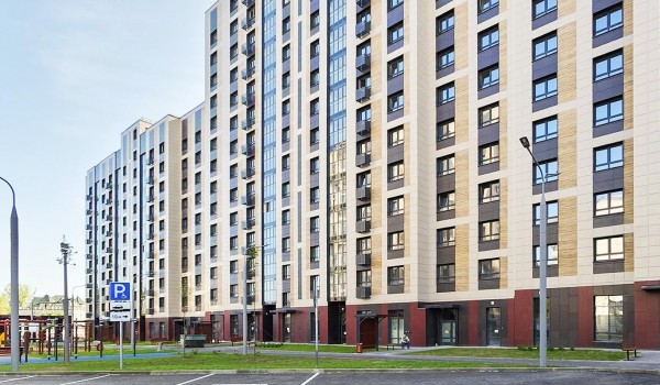 Около 120 семей заселись в новостройку в Чечерском проезде по программе реновации