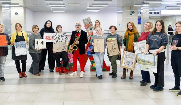Выставка участников проекта «Искусство в метро» открылась на автовокзале Северные Ворота