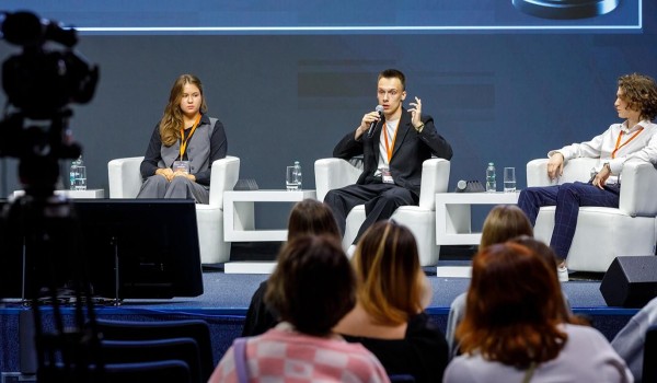 Почти 80 тыс. школьников и студентов колледжей поучаствовали в мероприятиях по финансовой грамотности