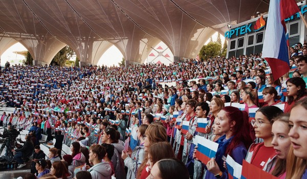Собянин: Московские школьники стали победителями конкурса «Большая перемена»